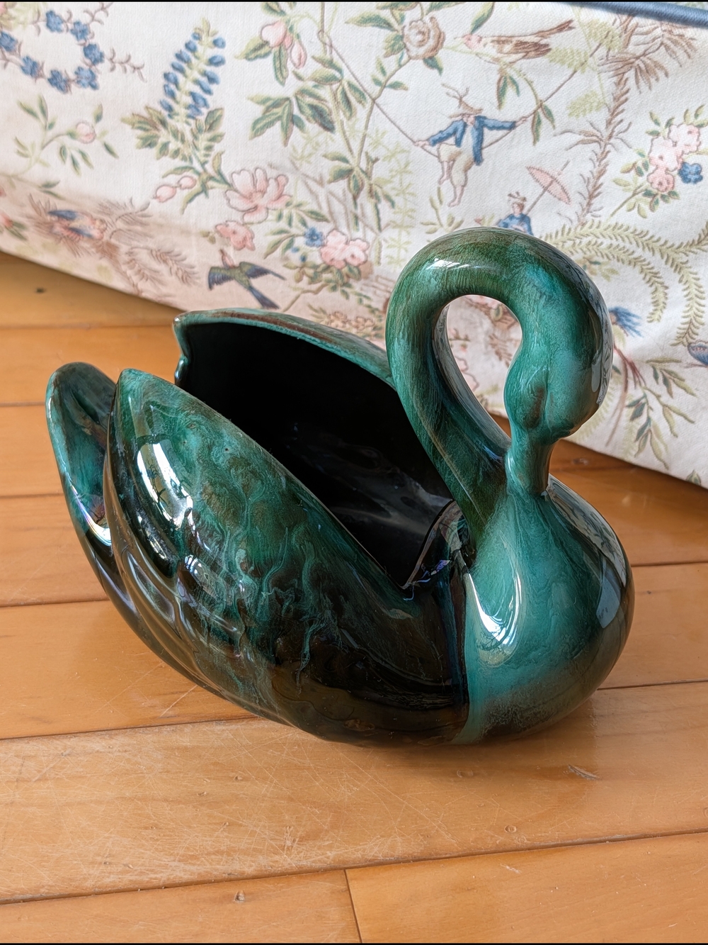 Blue Mountain Pottery Swan Planter